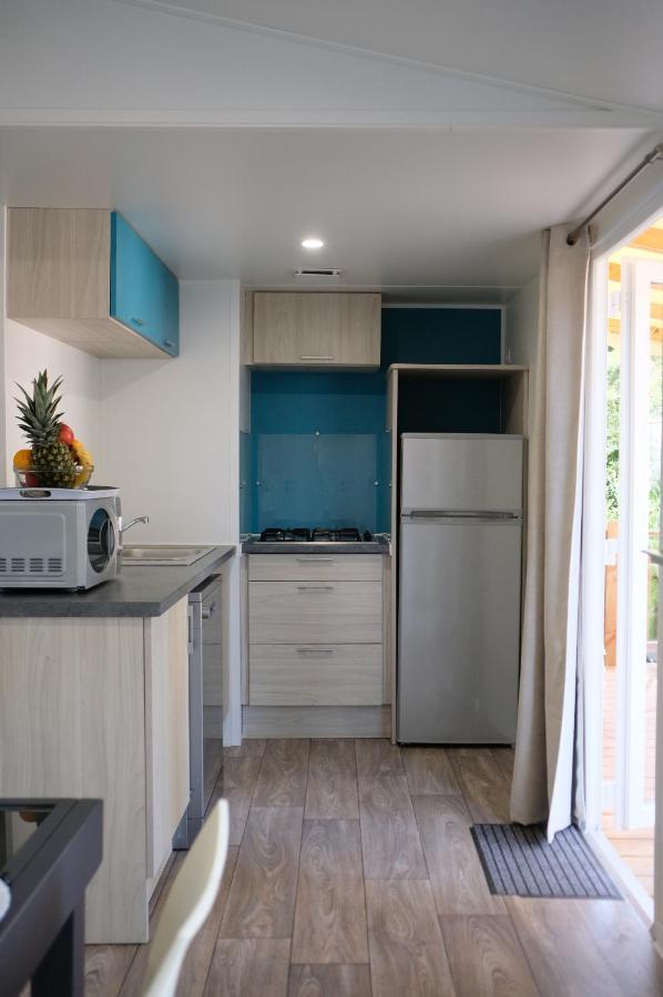 Mobil Home Xxl 4 Chambres - Camping Le Domaine D'Oleron Foulerot Exterior photo